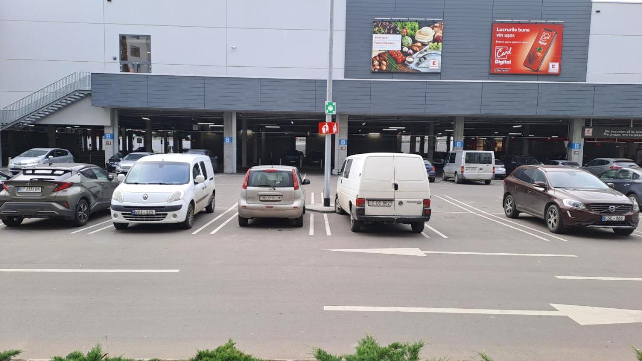 Apartament Airport 24&24 Car Parking Kiszyniów Zewnętrze zdjęcie